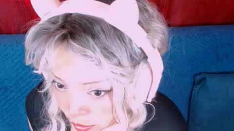 free  follow me online show from January 17, 2:19 am