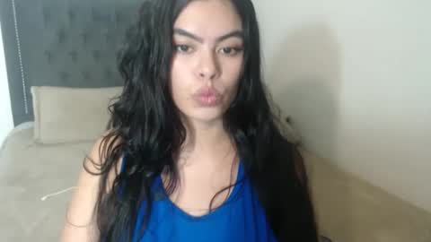 Snapshot of vannsexporn chatting on February 11, 9:56 pm Vannesa online show from February 11, 9:56 pm