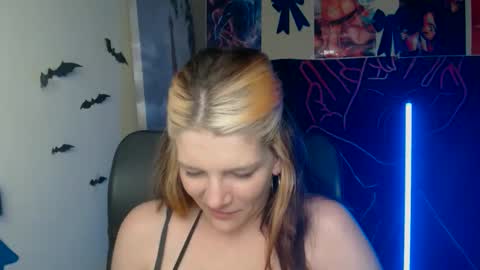 Vanessa online show from April 28, 2:49 am