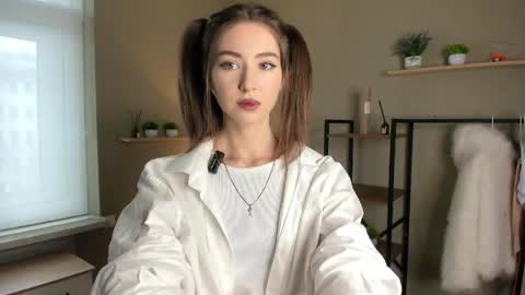 Charline online show from April 19, 10:04 am