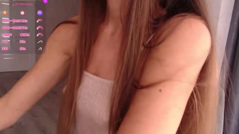 Varonica Caprii online show from September 24, 8:02 am