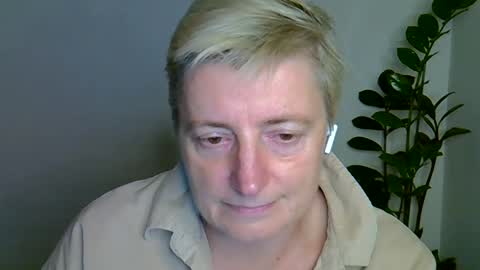 vea_motty online show from November 6, 7:42 pm