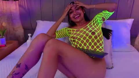 Mia brando online show from June 12, 8:39 pm