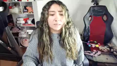 Im VelaI will be Christmas and New Year with my family December 22 to January 13 I will miss you guys. online show from March 3, 2:50 am