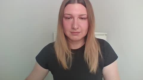 velour_idylle online show from June 24, 12:26 pm