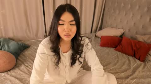 Vella online show from March 10, 7:18 pm