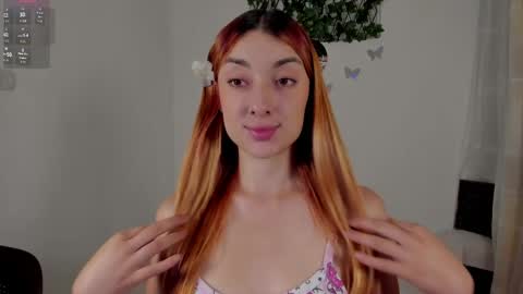 velvet_00 online show from April 19, 8:25 am