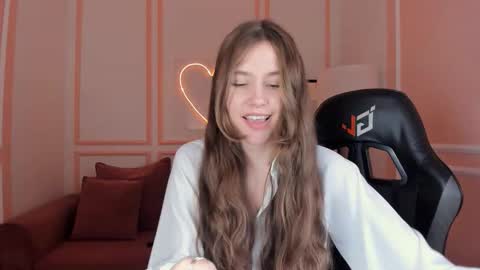 velvet_cherry online show from September 24, 4:28 pm