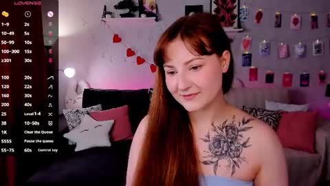 Mia online show from July 11, 8:47 am