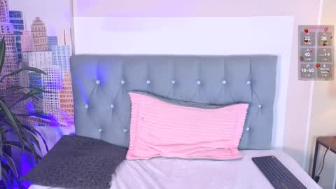 Snapshot of velvetfox_ chatting on October 17, 8:56 pm velvetfox_ online show from October 17, 8:56 pm