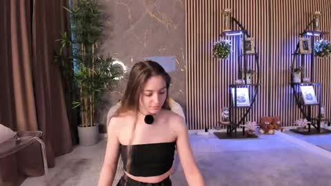 Velvet online show from April 26, 3:37 am