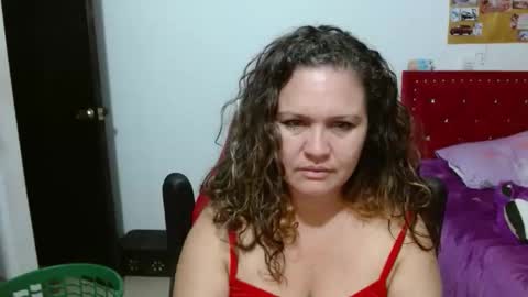 venecasexy44 online show from April 20, 8:17 am