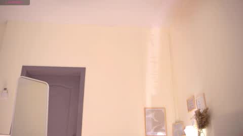 Venelopa online show from October 7, 3:38 pm