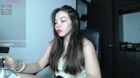 Venelope 3 online show from April 25, 3:20 am