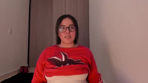 Snapshot of venus_cat_ chatting on October 11, 9:17 pm Venus online show from October 11, 9:17 pm