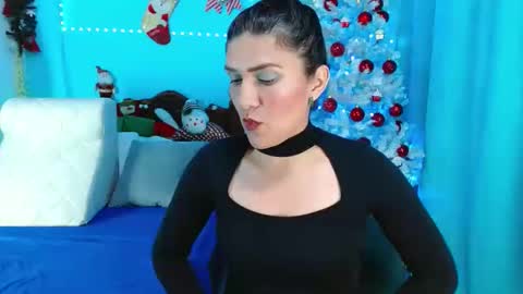 Catalina online show from December 22, 1:44 am