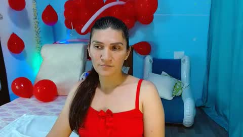 Catalina online show from February 18, 2:05 am