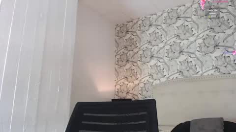 Venus  online show from April 22, 12:02 pm