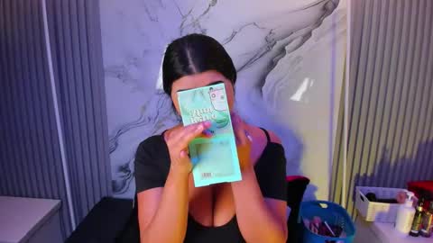 Venusowen  online show from May 28, 3:10 pm