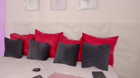 Venus Moon online show from March 10, 10:58 pm