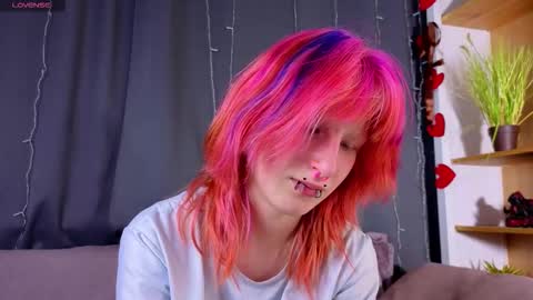 Erica online show from March 3, 8:15 pm