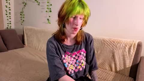 Snapshot of veolatownson chatting on September 19, 7:35 pm Erica online show from September 19, 7:35 pm