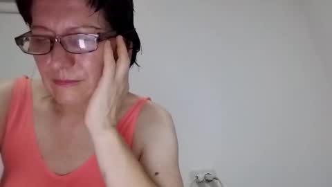 Vera online show from November 9, 5:42 pm