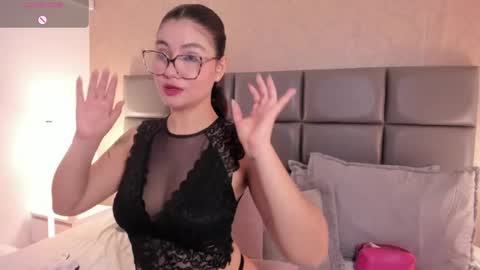 Vera online show from April 26, 1:53 pm