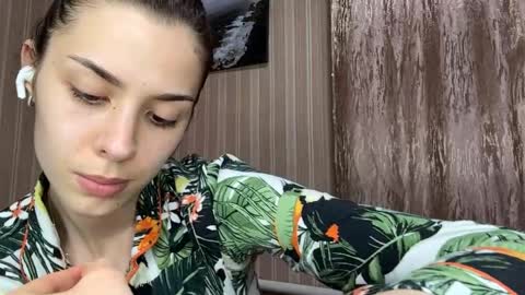 Ayla online show from April 19, 6:10 pm