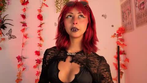 Snapshot of verhona_vlad chatting on October 15, 12:08 pm verhona_vlad online show from October 15, 12:08 pm