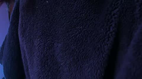     online show from April 30, 12:05 am