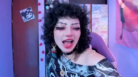     online show from June 16, 4:08 pm