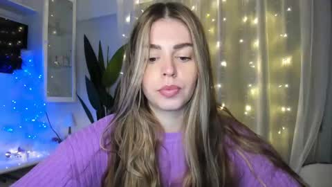 Lolitalolz online show from December 29, 5:12 pm