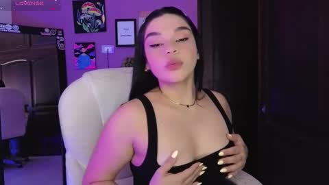 veronica_118 online show from October 26, 11:33 pm