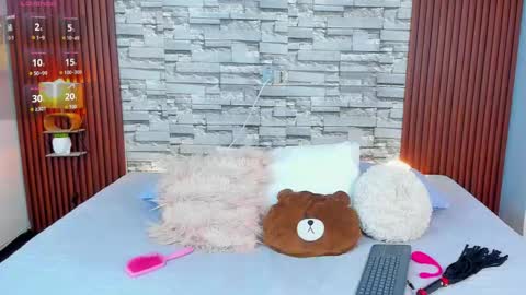 Veronica online show from March 7, 11:12 pm