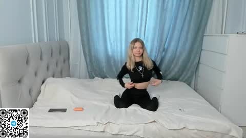 Anny online show from June 20, 9:57 am