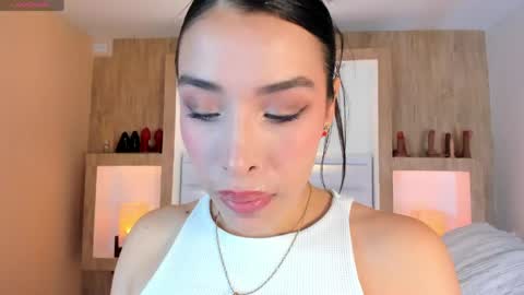 Johovanna online show from April 23, 4:31 pm