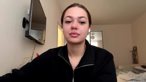 veronicabarker online show from March 11, 2:09 pm