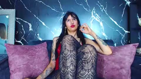 veronicabraum online show from October 21, 3:21 am