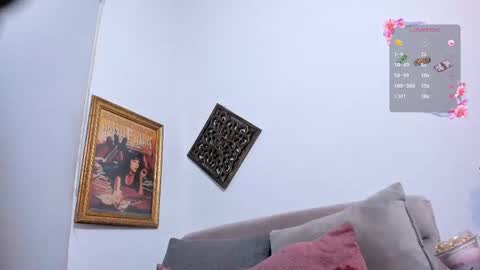 Snapshot of veronicagilss chatting on March 3, 6:53 pm Veronica Gills online show from March 3, 6:53 pm