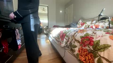 Veronica Lake online show from October 23, 8:59 pm