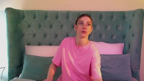 Veronica online show from November 7, 6:46 pm