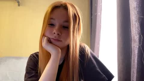 Lina online show from June 1, 11:38 pm