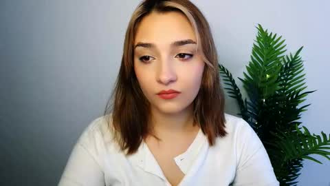 Ana online show from February 17, 1:21 pm