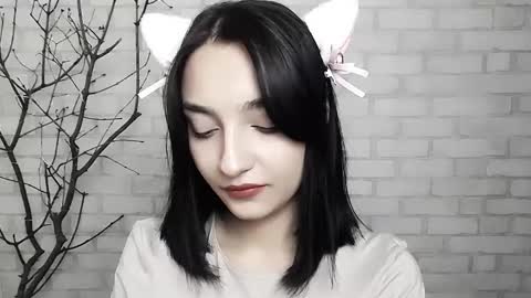 Snapshot of veryveryshygirl chatting on February 25, 9:31 am Ana online show from February 25, 9:31 am