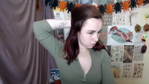 veryveryvery_shy online show from November 3, 12:42 pm