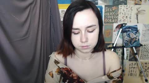 Snapshot of veryveryvery_shy chatting on January 19, 6:42 am veryveryvery_shy online show from January 19, 6:42 am