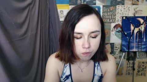 Snapshot of veryveryvery_shy chatting on February 22, 6:28 am veryveryvery_shy online show from February 22, 6:28 am