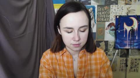 Snapshot of veryveryvery_shy chatting on March 7, 9:18 am veryveryvery_shy online show from March 7, 9:18 am