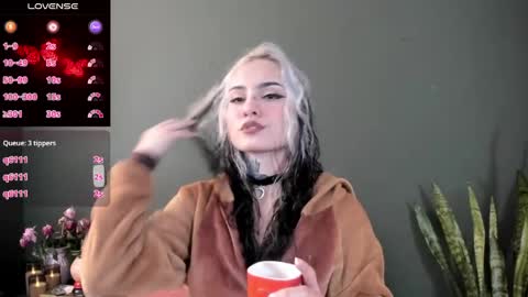 natalia gomez online show from April 21, 5:42 pm